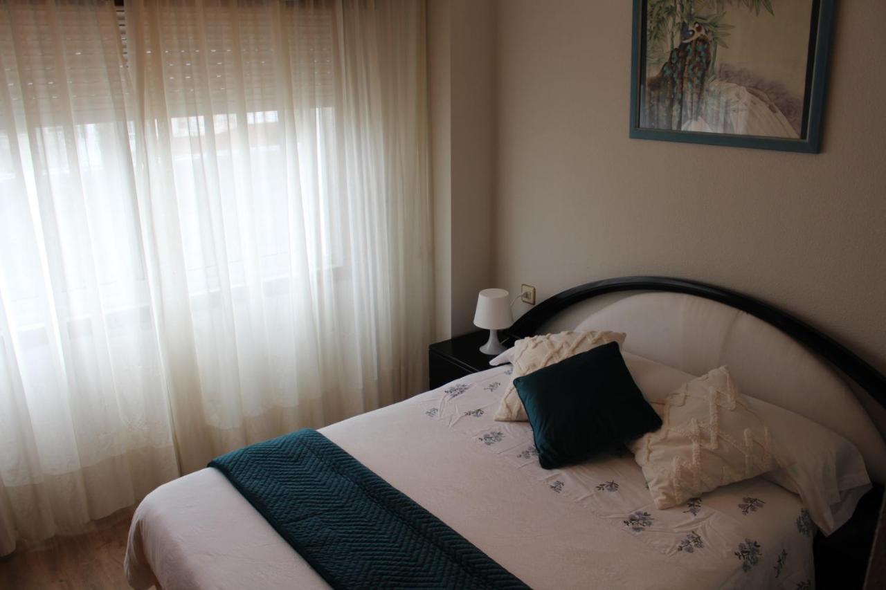 Apartamento Centrico En Monforte De Lemos - No Wifi - Parking Privado ภายนอก รูปภาพ